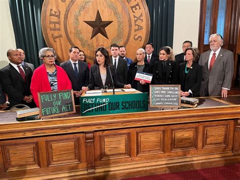 LIVE: Texas House Democrats unveil new school finance plan